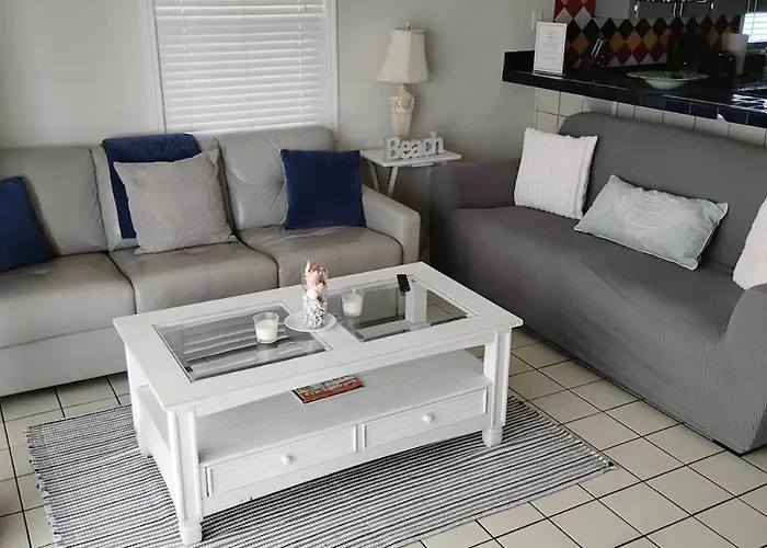 Ferienhaus Sun Harbor-4 Min Walk To The Beach, Dog Friendly Boat Dock, Free Parking *